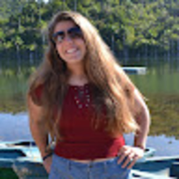 Meet your Posher, Isabella - Picture 1 of 1